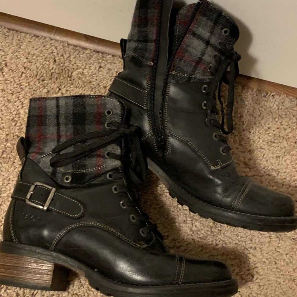 Taos Crave Black Leather Ankle Boots with Plaid Detail
